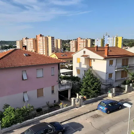 Apartment Charming Sunshine Pula